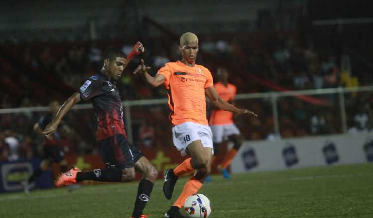 Sporting sacó empate en casa ante Santa Gema. /Foto Anayansi Gamez