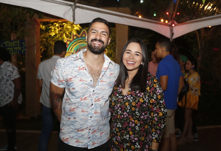 5. Aurelio Tamayo y Leribeth Solís.