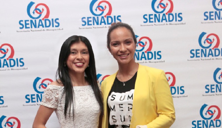 4. Fanny Arias y Karen Bernal.