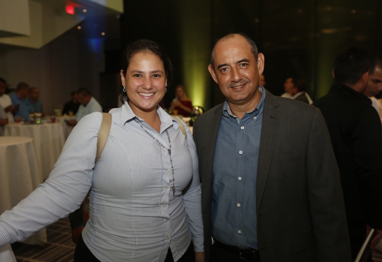 5. Telma Celis y Hamlet Álvarez.