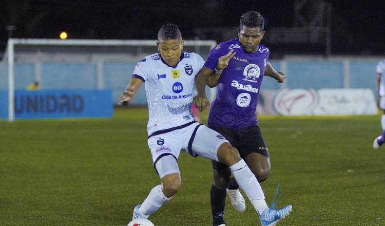 Tauro y Árabe Unido abren las llaves semifinales. /Foto @lpf