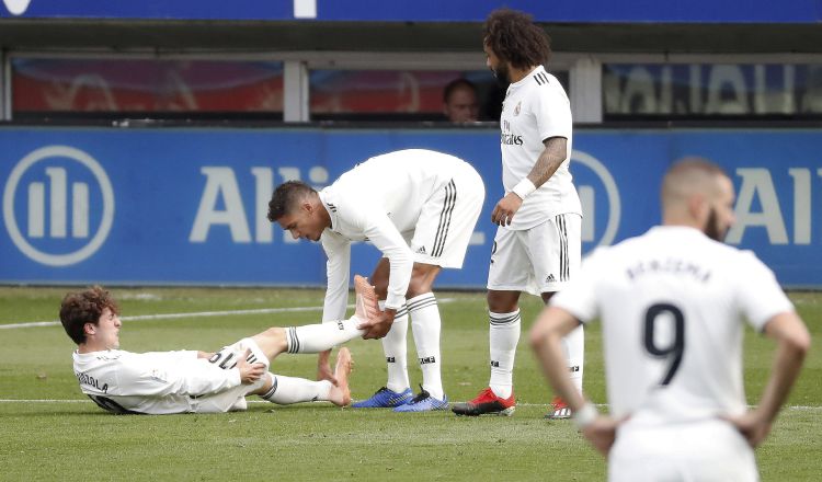 Al Real Madrid le anotaron tres goles en su último partido de la Liga española, que fue frente al Eibar. /Foto EFE