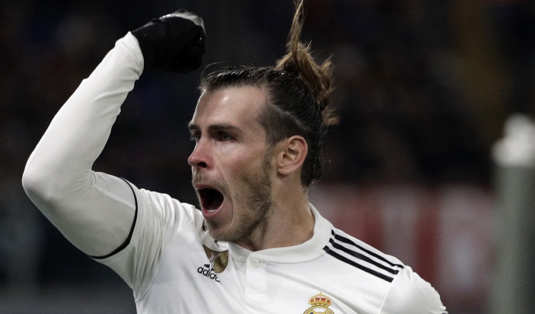 Gareth Bale, del Real Madrid, festeja su gol ante la Roma. /Foto AP