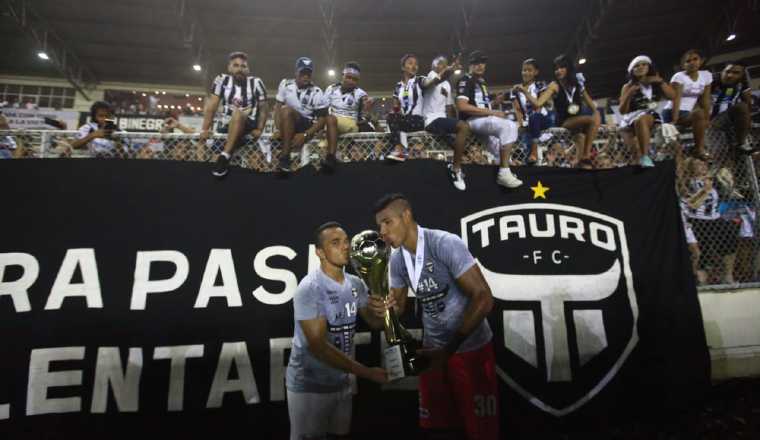 Jesús González (izq.) y Rolando Mosquera /Foto Anayansi Gamez