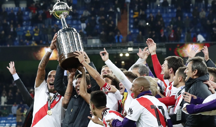 River Plate festeja el título de la Copa Libertadores. /Foto AP