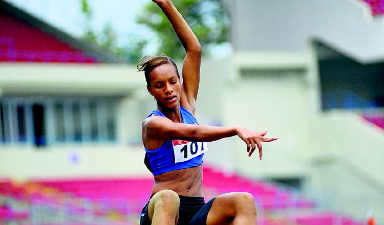 Nathalee Aranda ha ganado varias medallas en justas regionales. /Foto Anayansi Gamez