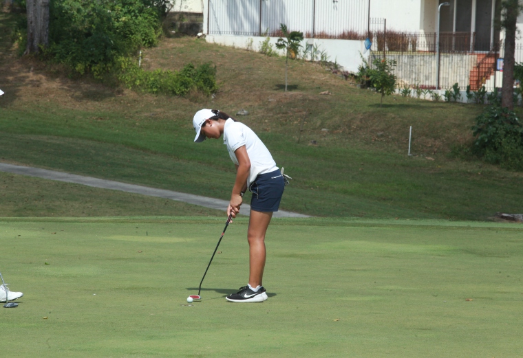 5. Jazmine Yon de Guatemala  domina la categoría 15-18 femenina 