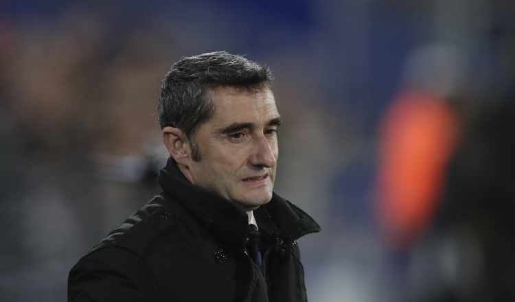 Ernesto Valverde podría no seguir en el Barcelona. /Foto AP