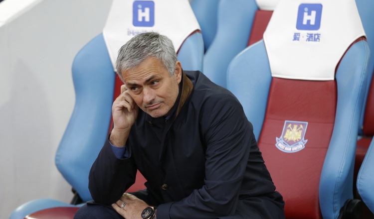 José Mourinho fue despedido del Manchester United. /Foto AP