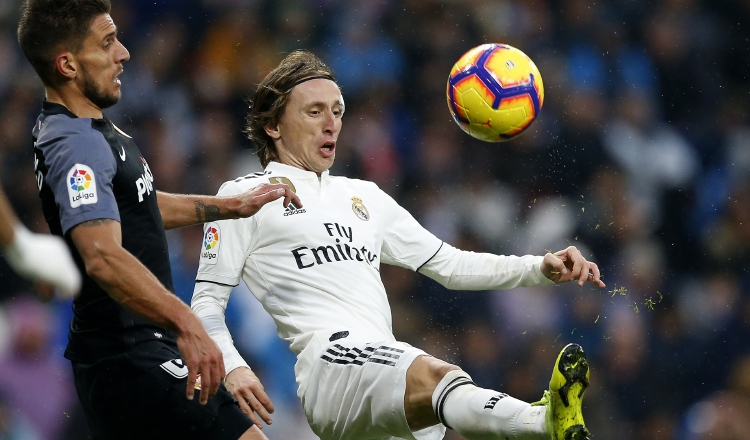 Luka Modric anotó el segundo gol del Real Madrid ante Sevilla. AP