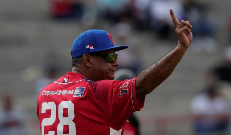 Manuel Rodríegez piloto de los Toros de Panamá. Foto:EFE