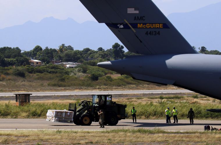 Aviones del Ejército de Estados Unidos llegaron a Colombia con ayuda humanitaria que será entregada a Venezolanos. EFE