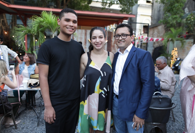 5.  Christian Olarte, Verónica Ángel y José Díaz Jurado.