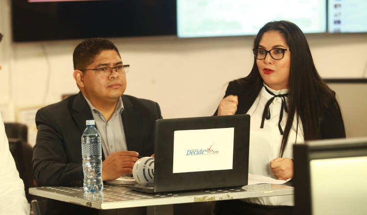 La diputada del PRD fue invitada por