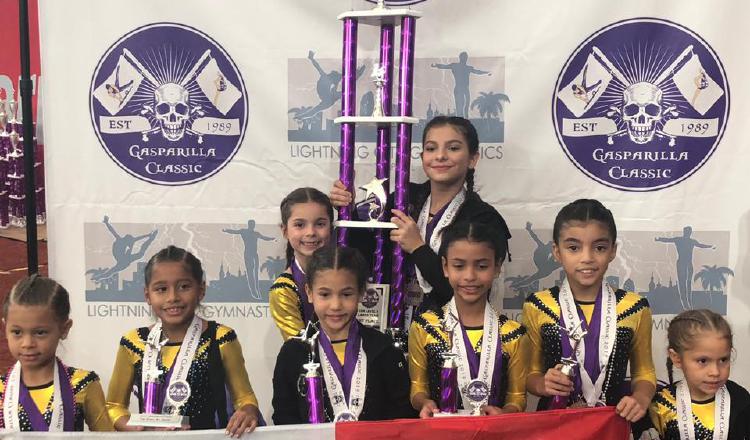 Las gimnastas del Nivel 1 (5-7 años) obtuvieron el primer lugar por equipos. Cortesía