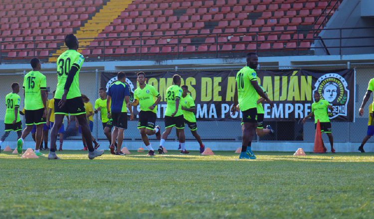 Jugadores de Santa Gema en los entrenamientos. @SantaGemaFutbol