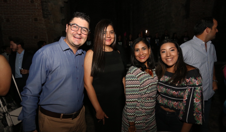 2. Pedro Gálvez, Priciell Guadron, Oriana Ceballos y Katherine González.