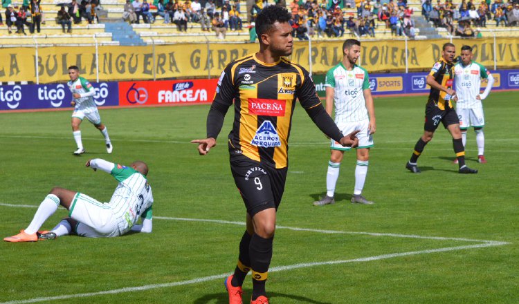 Rolando Blackburn se mantiene al frente de la tabla de goleo. Cortesía