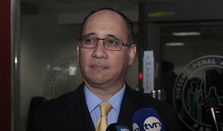Fiscal Aurelio Oliver Vásquez.