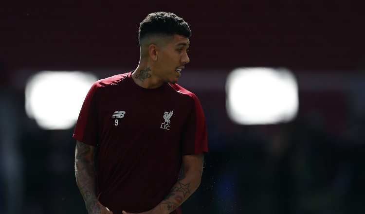 Firmino está disponible.