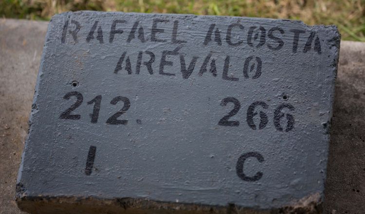 El régimen de Nicolás Maduro enterró el  miércoles el cuerpo del capitán de corbeta venezolano Rafael Acosta Arévalo. EFE