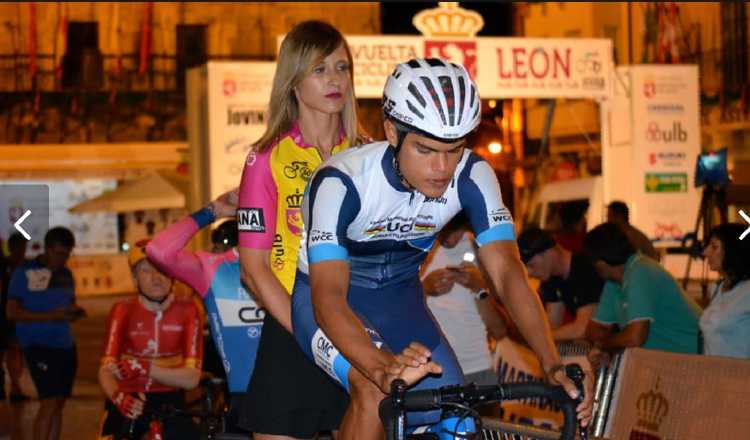 Carlos Ariel Samudio corre en el UCI Team. Foto Cortesía