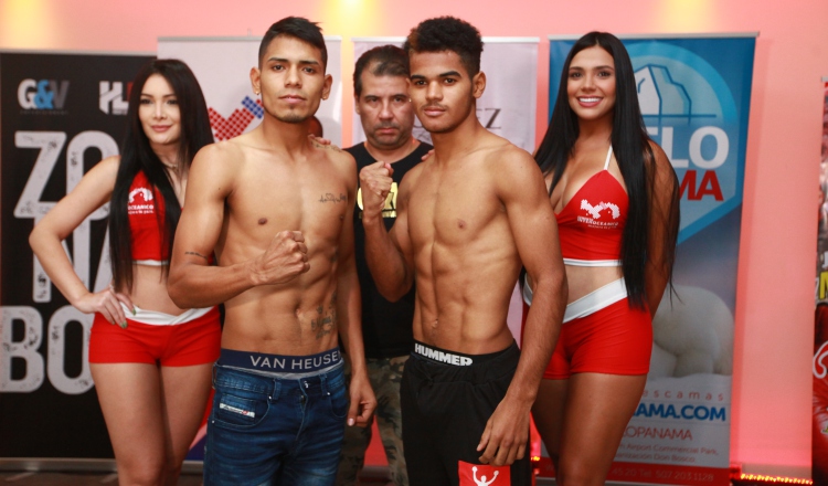 Jaime Muñoz (izq.) y José Núñez, listos para su combate. Foto:Anayansi Gamez