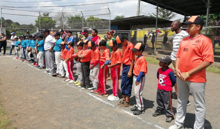 Equipos participantes en el torneo infantil de Arraiján. Foto:Eric Ariel Montenegro