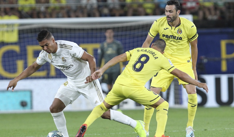 Real Madrid empató ayer 2-2 en casa del Villarreal. AP