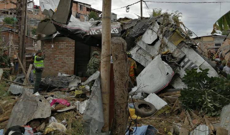 El accidente ocurrió minutos después de que el  bimotor Piper, despegó,