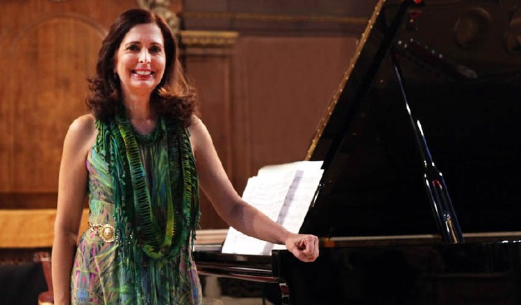 María Antonia Palacios, pianista venezolana, que participará en el Segundo Festival de Piano de Panamá. Foto: https://www.venezuelasinfonica.com