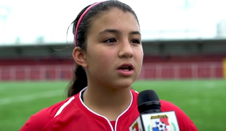 Reggina Espino con la selección Sub-17. Foto:@Fepafut