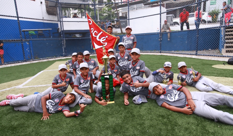  Coclé se coronó en el béisbol Sub-10. Foto:Anayansi Gamez