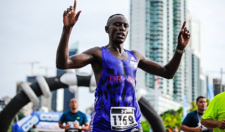 El keniano Joel Kiptanui vuelve a la Maratón de Panamá. Ocupó el cuarto lugar en la edición del año pasado. Archivo