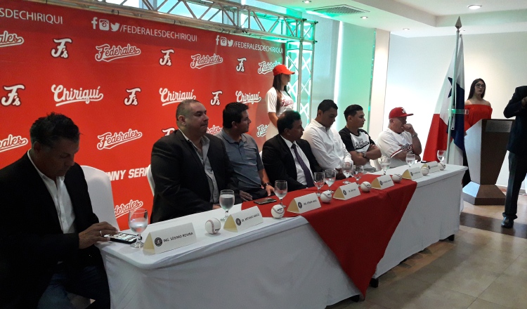 Los Federales de Chiriquí presentaron ayer al equipo. Mayra Madrid