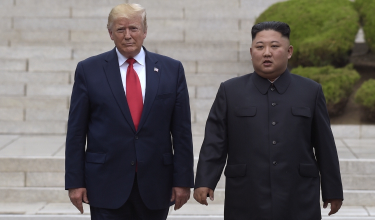 Donald Trump y Kim Jong-un. FOTO/AP