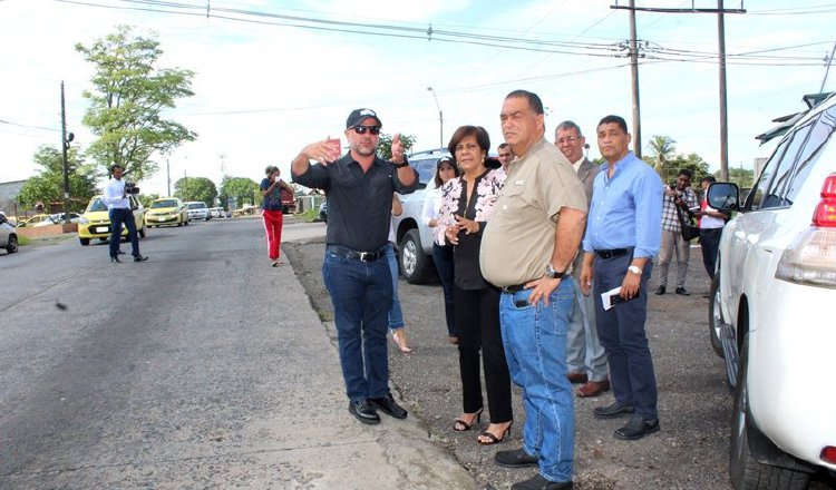 Con pocas semanas en el cargo, el ministro del MOP realizó un recorrido por Panamá Oeste.  Archivo