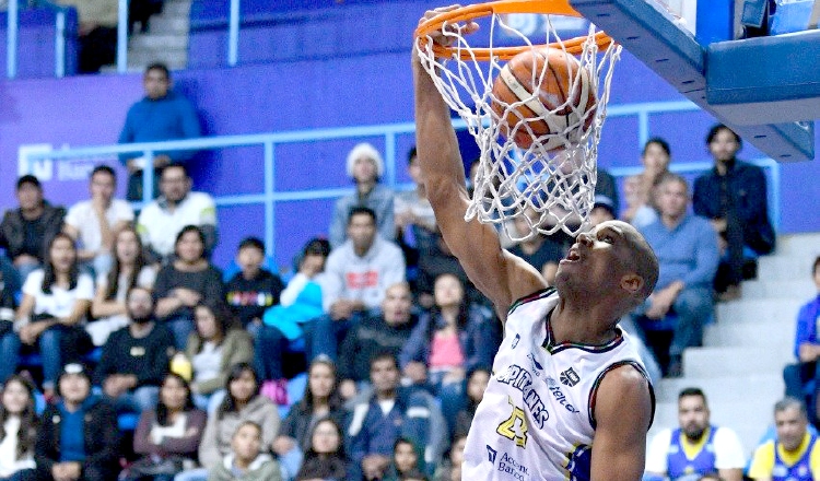 Ernesto Oglivie Foto Capitanes