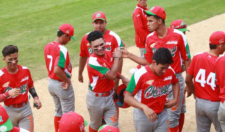 Chiricanos durante el partido ante Colón. Foto Anayansi Gamez