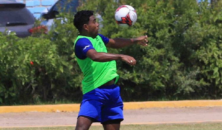 Ricardo Buitrago, volante ofensivo, regresa al Plaza Amador luego de su paso por el fútbol peruano. Instagram