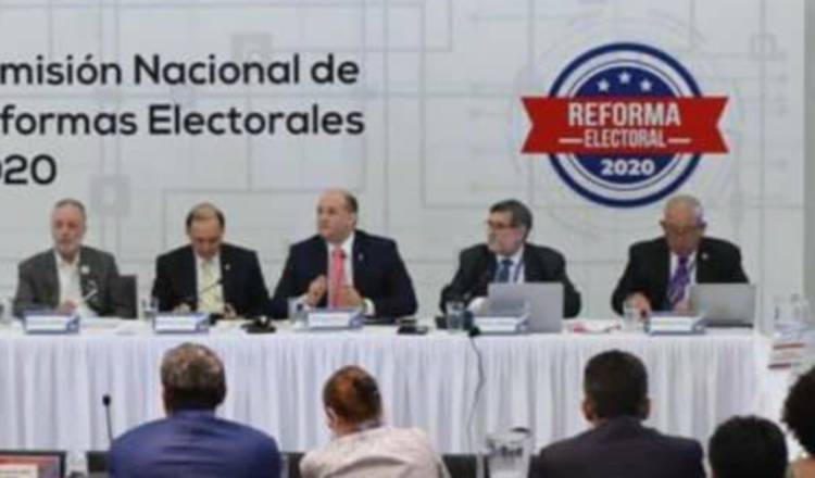 La Comisión de reformas electorales fue instalada a inicios del año. Twitter