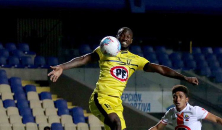 Waterman considera que la falta merecía de roja directa. Foto @FutbolUdeC