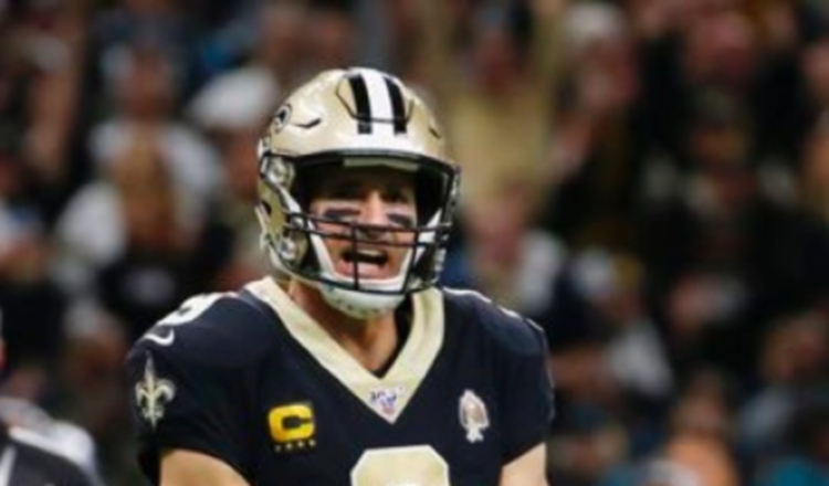 Drew Brees seguirá por dos temporadas más. Foto AP