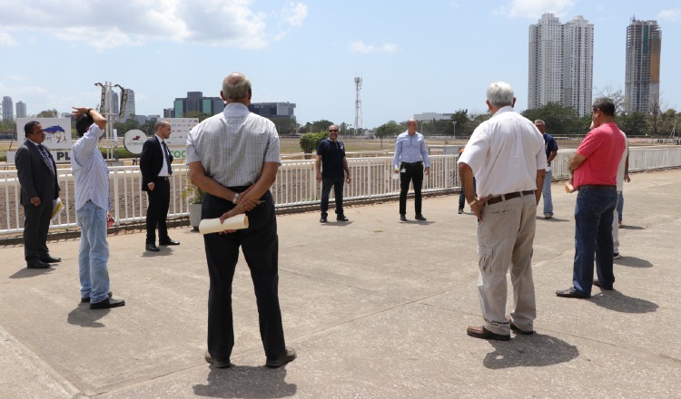 Reunión en el hipódromo. Foto Cortesía