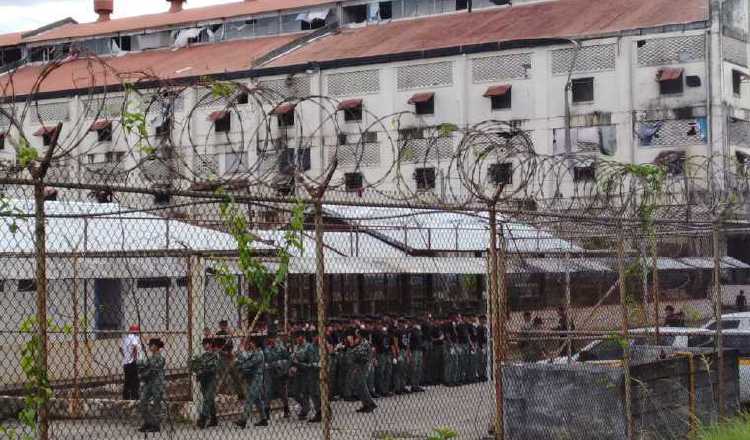 La cárcel Nueva Esperanza en Colón, una vetusta e insalubre instalación, fue la primera en presentar casos de COVID-19. 