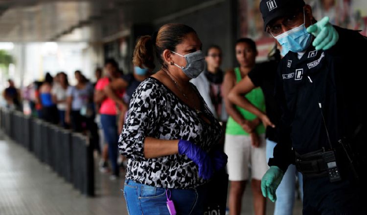 La pandemia ha golpeado la economía.