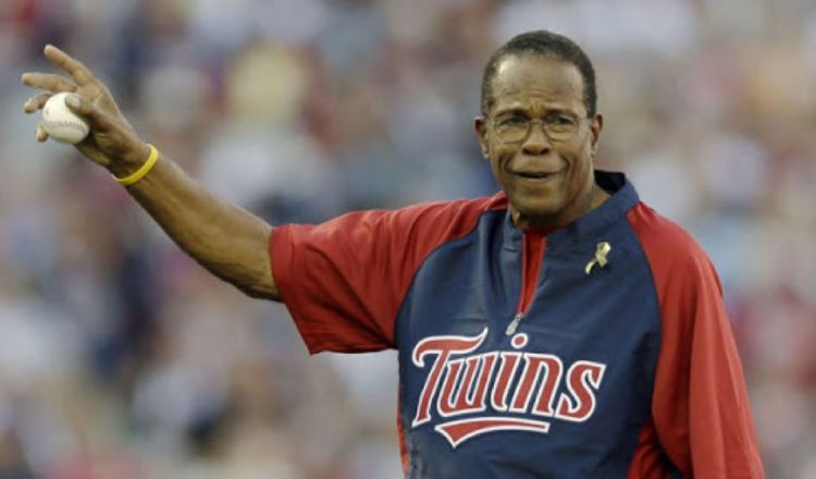 Rod Carew jugó para los Mellizos y Angelinos en las Grandes Ligas. Foto:AP