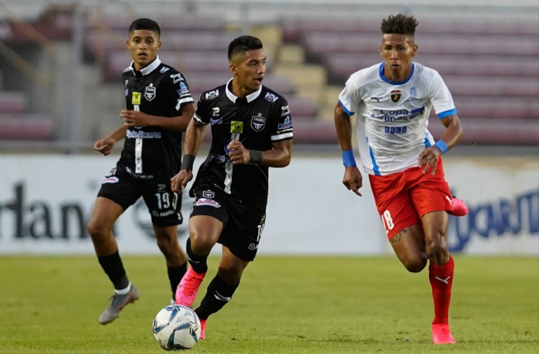 El Torneo Apertura 2020 de la LPF se paralizó por el coronavirus. Foto: Anayansi Gamez