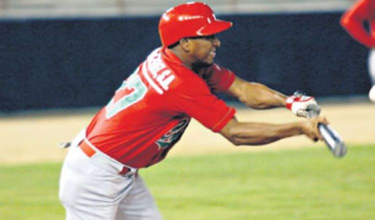 Rodolfo Aparicio, líder de todos los tiempos en imparables en la pelota panameña- Foto: Archivo