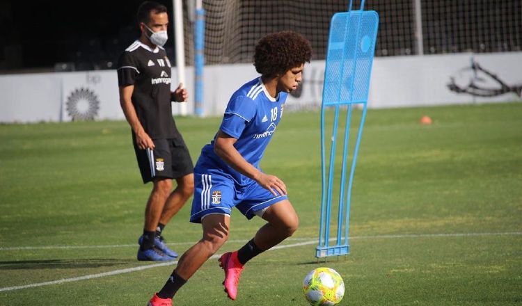 Carrasquilla durante los entrenamientos del Cartagena, luego de su regreso a la cancha, debido al COVID-19. Foto:FCCartagena_efs